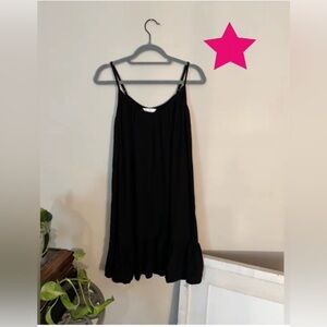 H&M black dress size S (but could fit M or L)